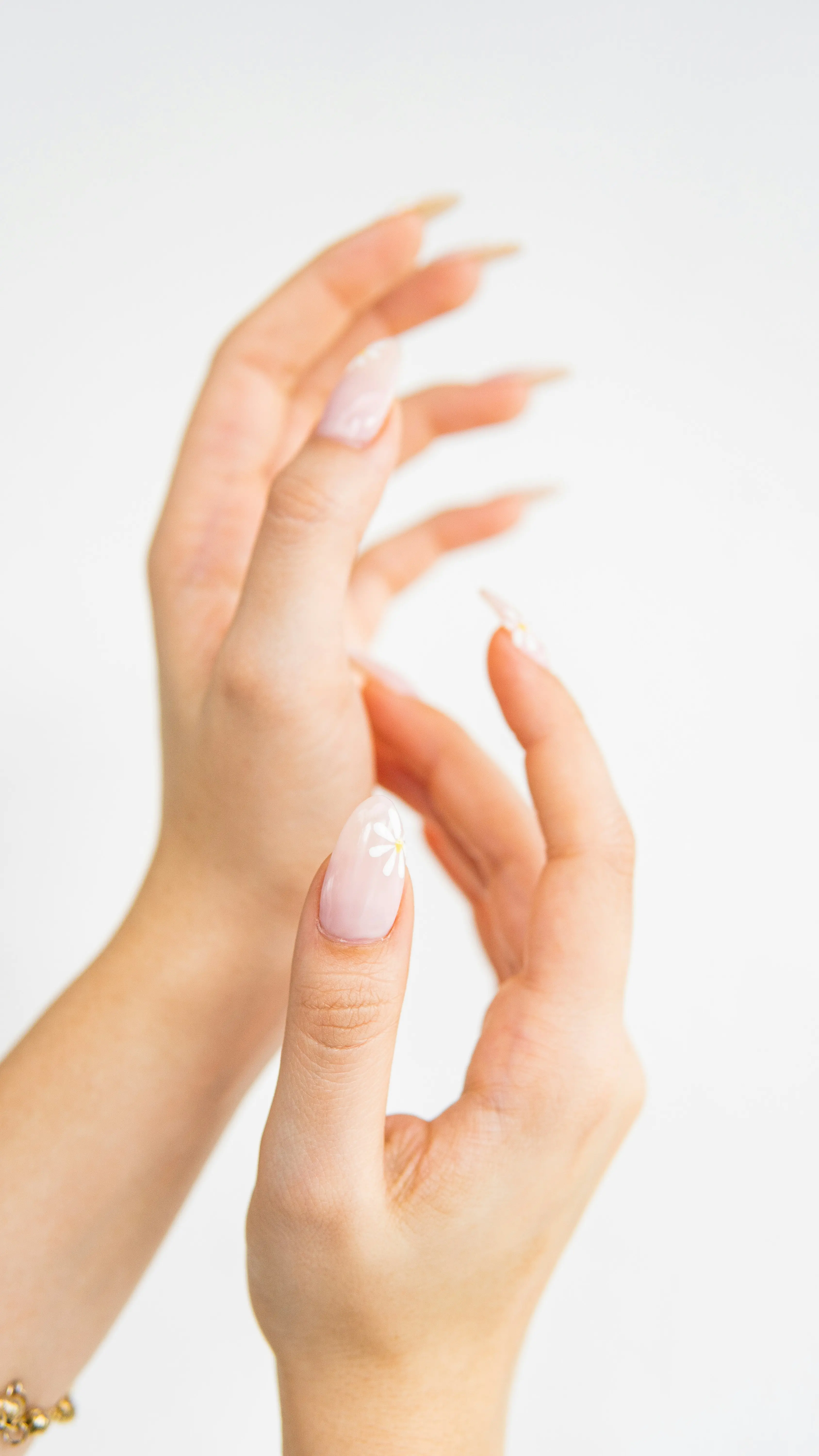 New Year's Beauty Glow: 19 Transparent Nail Art Trends to Kickstart 2026